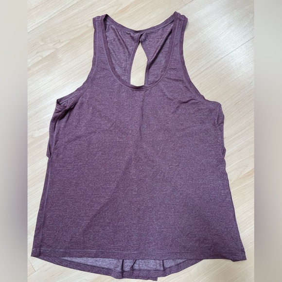 Lululemon Twist Back Tank - Picture 5 of 6